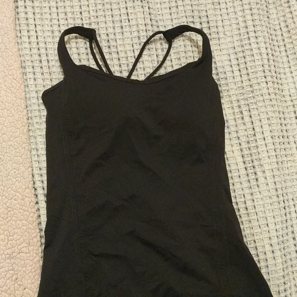 Lululemon Energy top